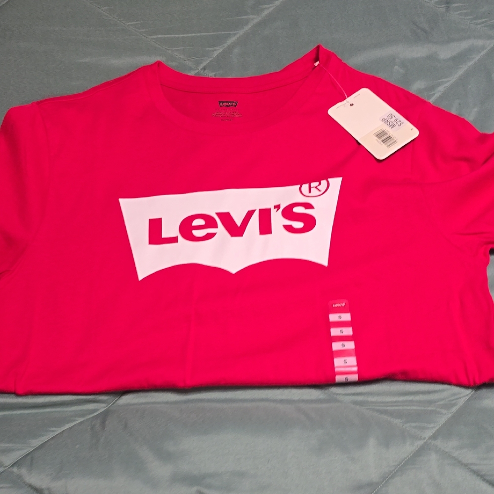 Levi's Hot Pink Logo Short Sleeve Tee